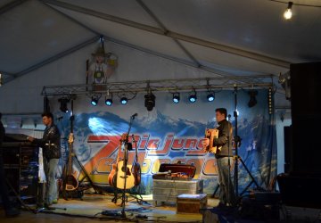 2016